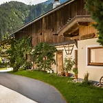 Bio-bauernhof Obertrattenbachhof *