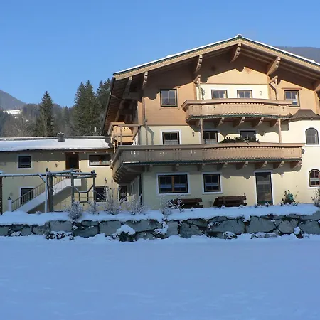 Feriegård Bio-bauernhof Obertrattenbachhof