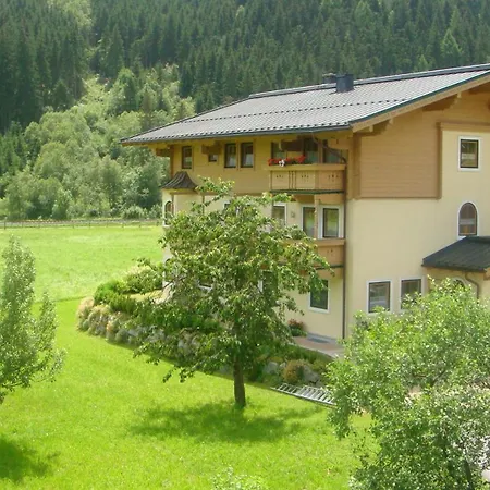 Séjour à la ferme Bio-bauernhof Obertrattenbachhof Neukirchen am Großvenediger