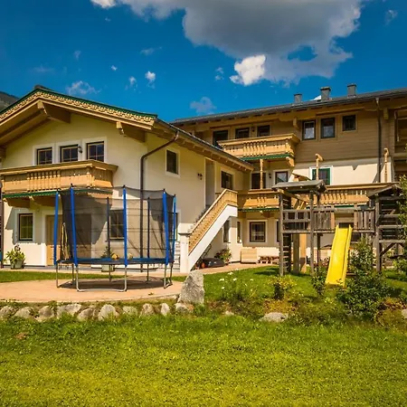 Gospodarstwo agroturystyczne Bio-bauernhof Obertrattenbachhof Neukirchen am Großvenediger