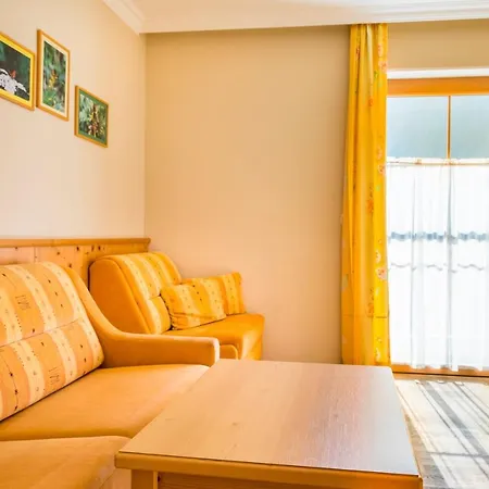 Alojamento de Turismo Rural Bio-bauernhof Obertrattenbachhof Neukirchen am Großvenediger