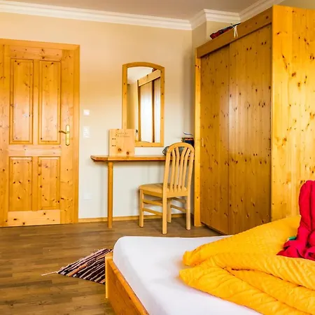 Bio-bauernhof Obertrattenbachhof